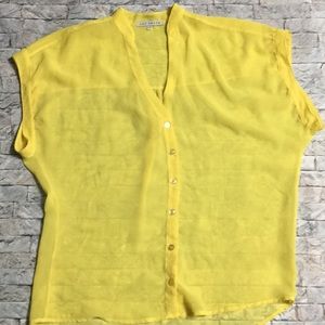 🌺Red Haute Sheer Yellow Size S Blouse